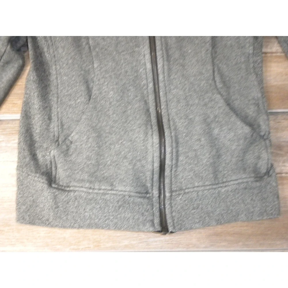 Lululemon Scuba Full Zip Hoodie 8 M Gray Fleece Thumbholes Logo Hood LW4AWNS